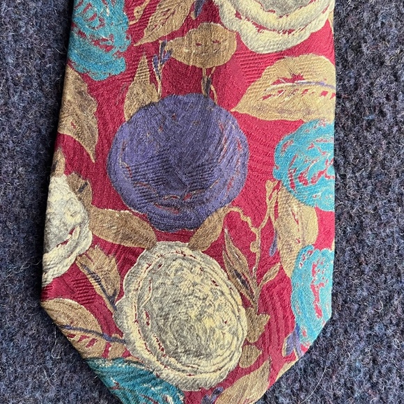 Ungaro Silk Tie - Picture 2 of 5